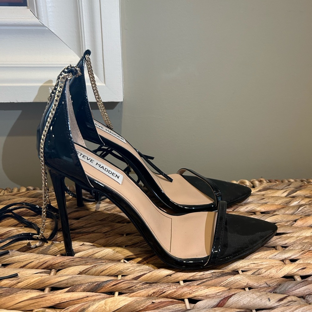 Steve Madden Women's Fizzed Heeled Sandal, Black Patent Size US 9 / EUR 40 - Picture 2 of 4